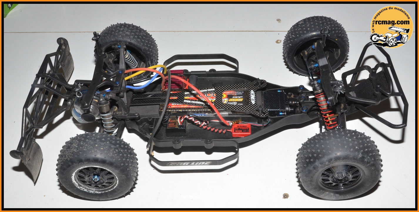 Tapis de stand Team Associated !  RCmag - Le Web Magazine du Modelisme RC